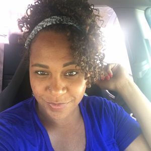 Meet your Posher, Elizabeth